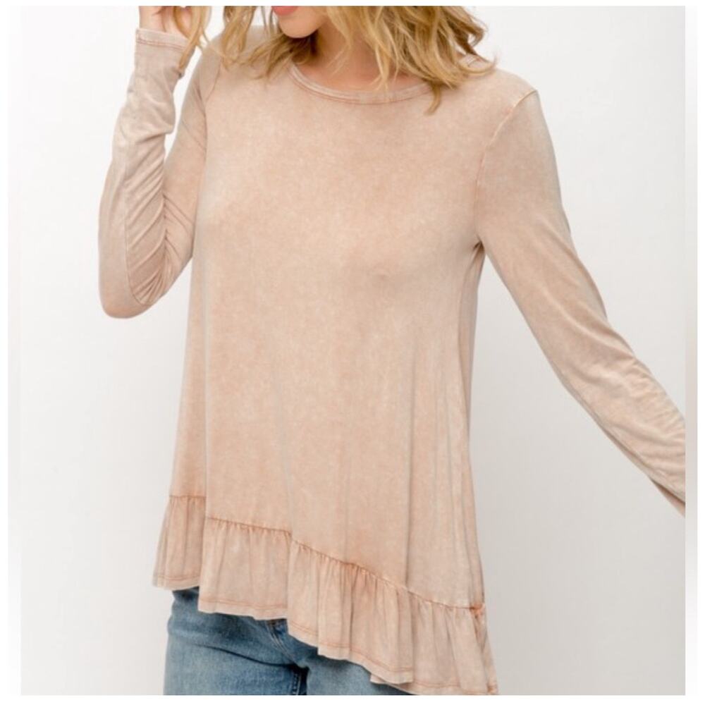 NWT! Mystree Women’s Sz Large Long Sleeve Peplum Hem Blush Acid Wash Top K287